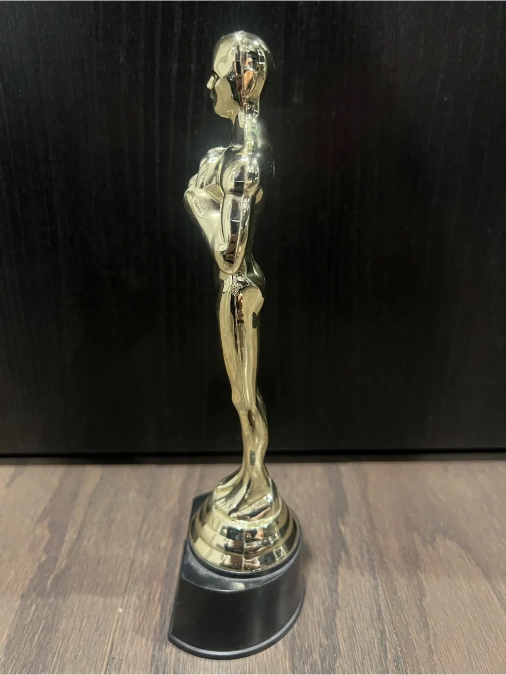Gold Award Trophy Statue - Plastic Hollywood Party Decor 10 Inch